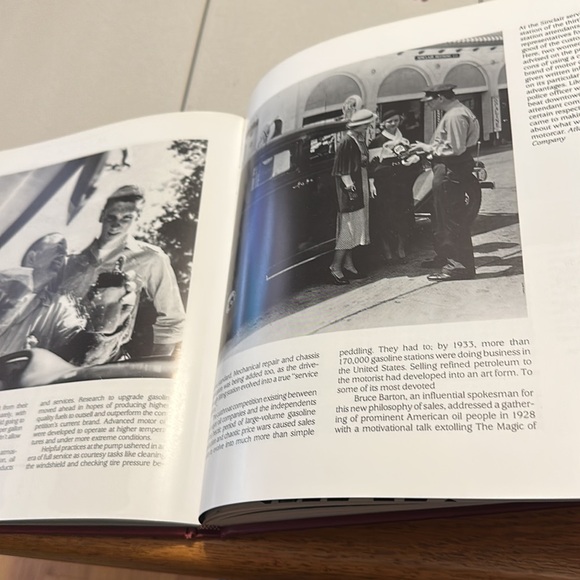 THE AMERICAN GAS STATION Excellent Condition vintage gas station history book - Picture 7 of 8